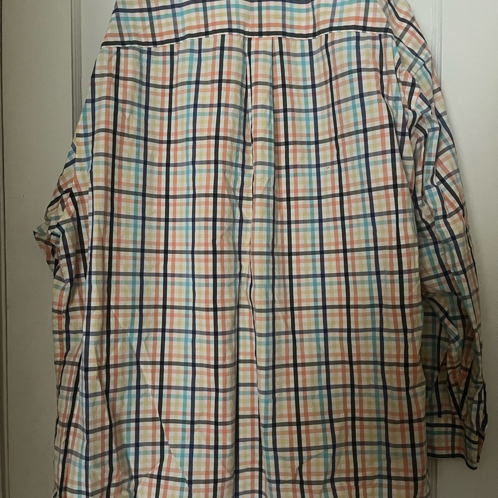 Roundtree & Yorke Men's Colorful Plaid Button Down Shirt